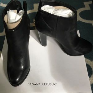 Banana Republic Leather Booties